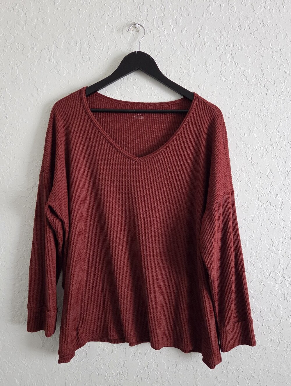 American Eagle Burgundy Waffle Knit V Neck Long Sleeve Sweater